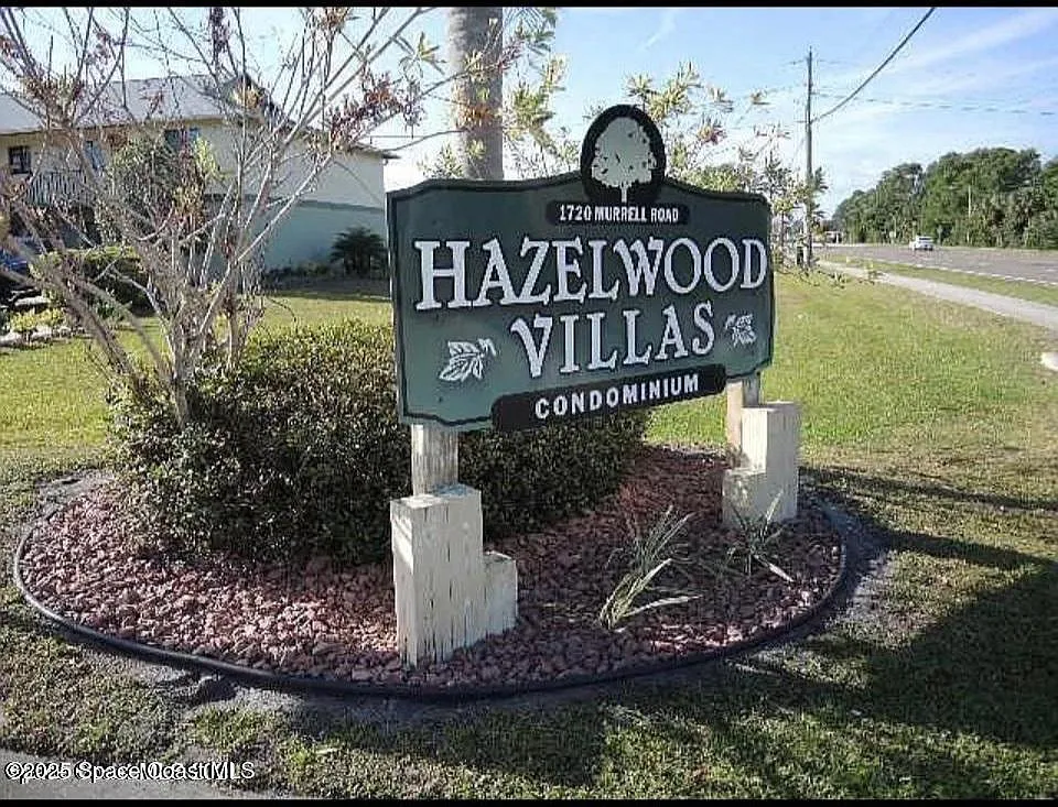2 bed, 2.0 bath, 928 sqft, $1,550 — Photo 2