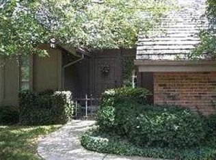 10594 Spring Mill Ln, Perrysburg, OH 43551