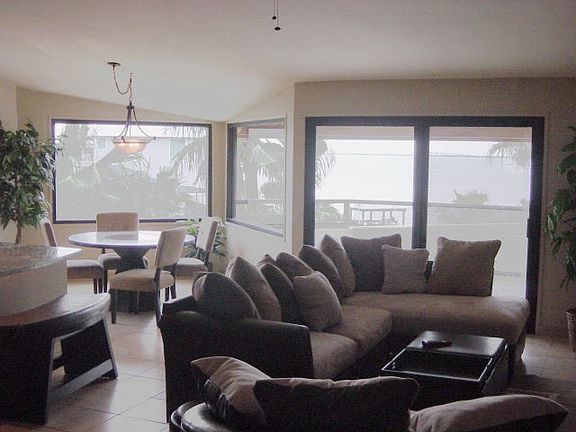 4th image of 220 W Cora Lee Dr #309