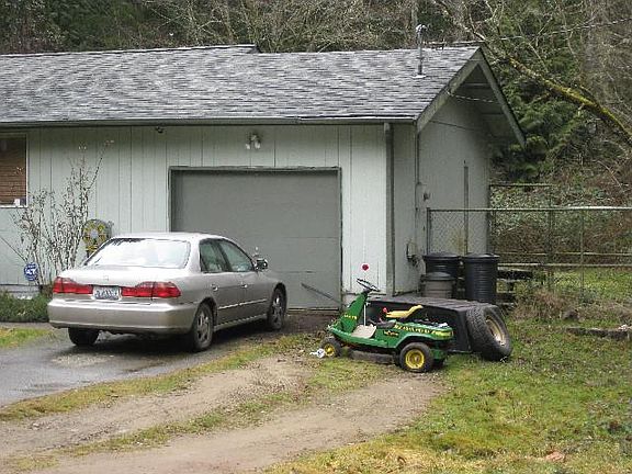 2nd image of 6656 Richards Ave SE