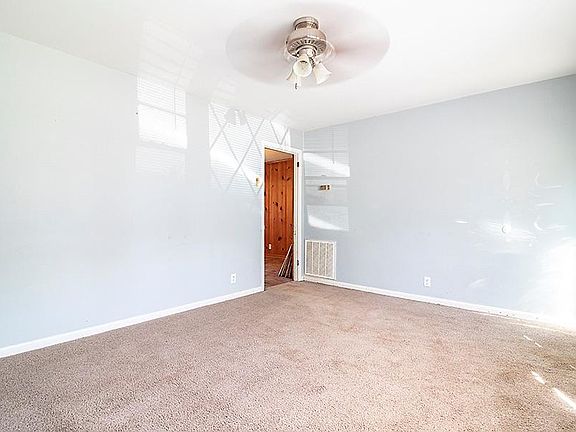 4th image of 5034 Collinwood Dr #0
