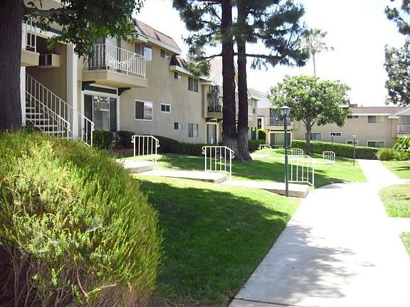 3rd image of 4540 Maple Ave Unit 245
