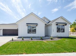 7455 S Menzingers Ave, Meridian, ID 83642