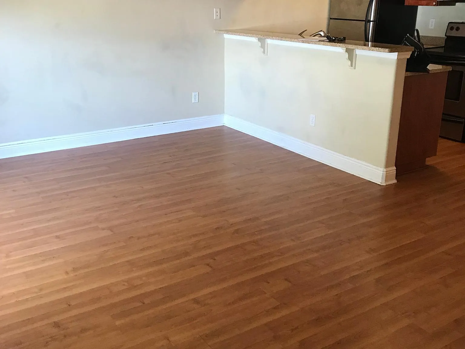 3 bed, 1177 sqft, $1,750 — Photo 3