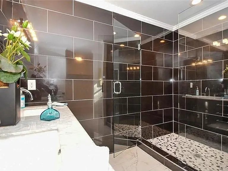 2783 Meadowview Dr SE — Photo 14