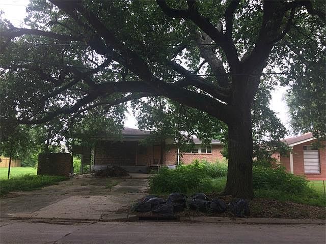 1st image of 5823 Pratt Dr