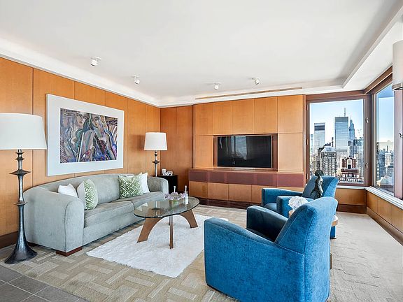 3rd image of 200 E 69th St APT 44A
