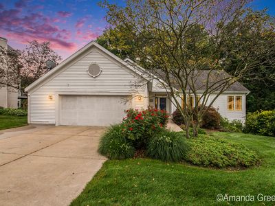 2450 Carrington Rd NE, Grand Rapids, MI, 49525