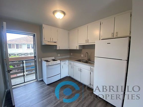 2nd image of 4328 Louisiana St APT 5