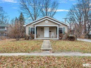 821 W Washington St, Springfield, IL 62702