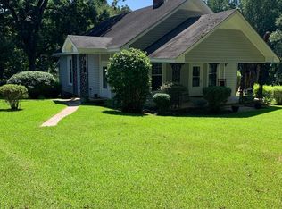 3945 White Sulphur Rd, Gainesville, GA 30507