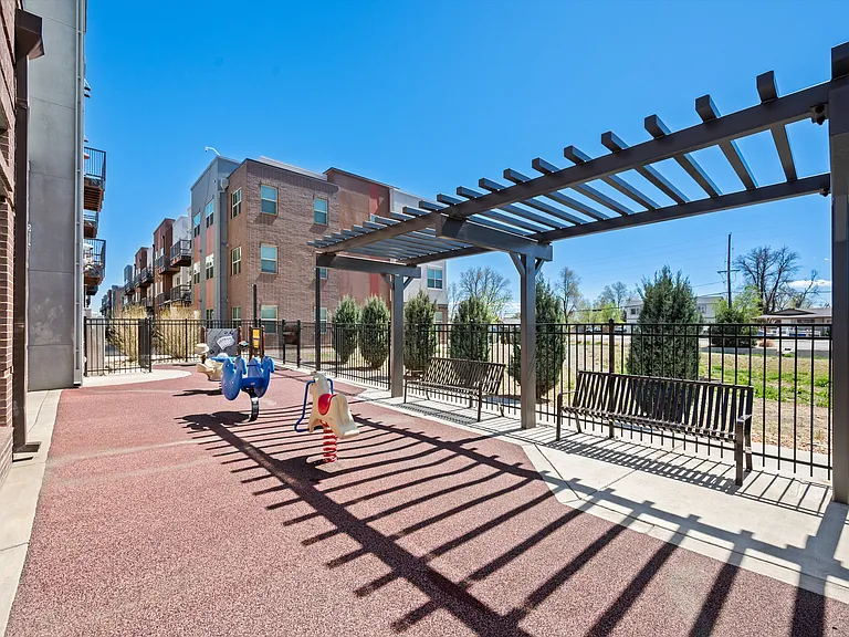Baker School Apartments — Photo 13