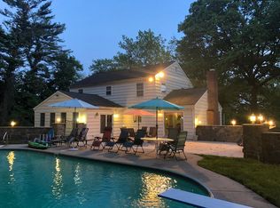 328 Barberry Rd, Southport, CT 06890