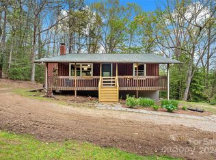 74 Mountain Ivy Dr, Marion, NC 28752