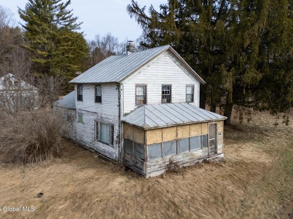 315 N Greenfield Road, Porter Corners, NY 12859