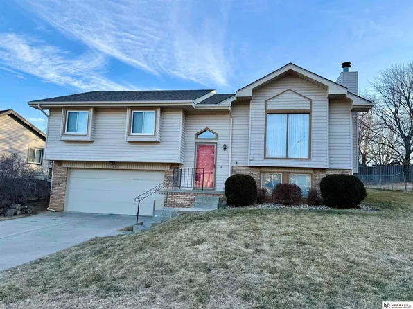 5763 N 130th St, Omaha, NE 68164