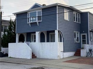 35 Troy Ave, East Atlantic Beach, NY 11561