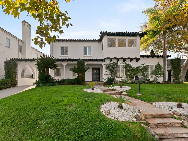 1173 Rodeo Dr — Photo 1