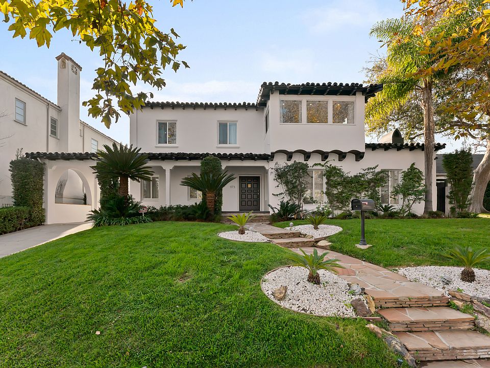 1st image of 1173 Rodeo Dr