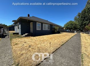 1060-1063 18th Ave, Longview, WA 98632