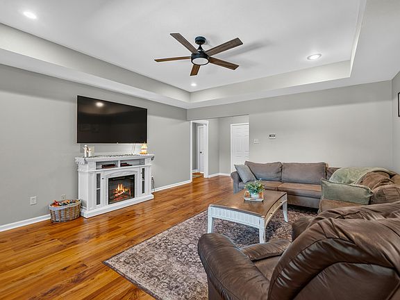 5th image of 3628 Winterbrook Dr