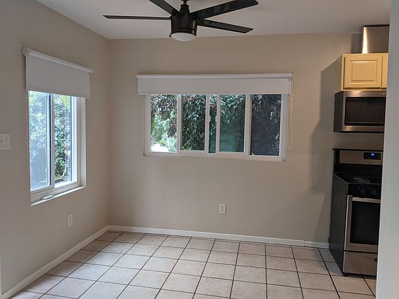 3rd image of 3144 45th St