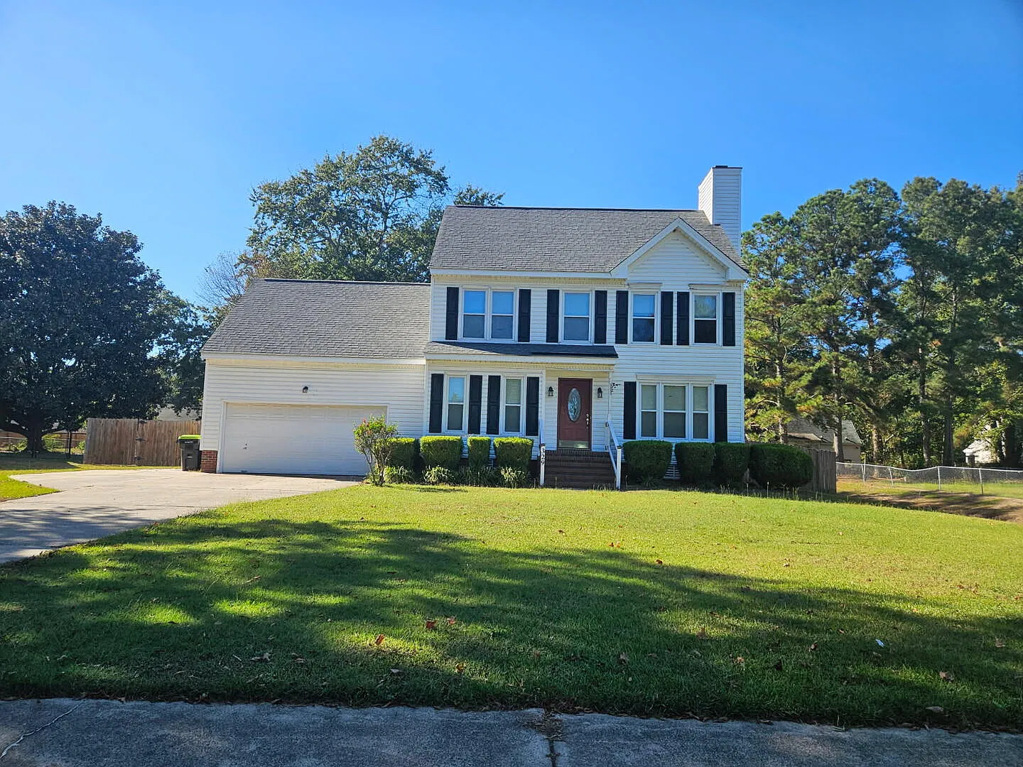 3 bed, 2.5 bath, 1796 sqft, $1,750 — Photo 1