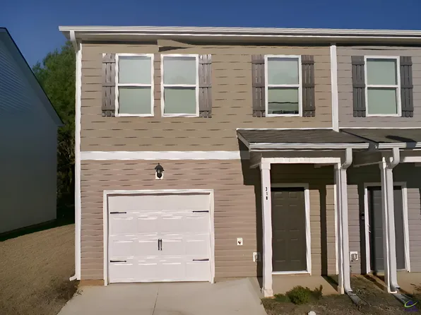 318 Oakwood Dr NW, Milledgeville, GA 31061