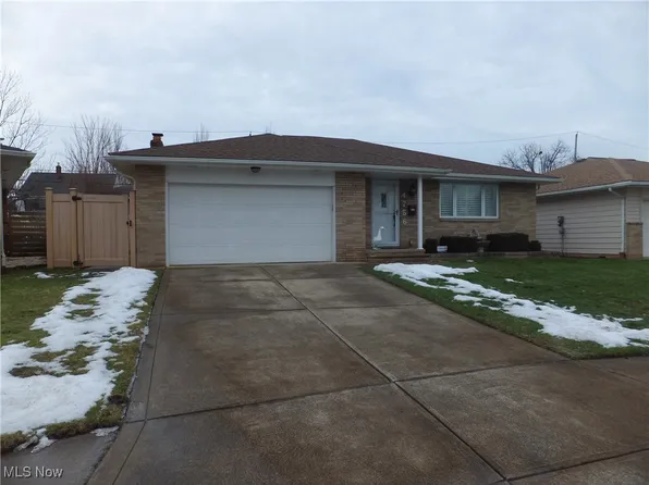 4756 Andrea Ln, Cleveland, OH 44109