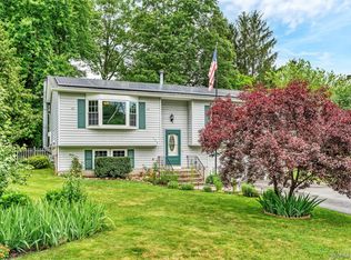104 Bodle Cir, Maybrook, NY 12543