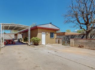 1371 Arcadian Trl NW, Albuquerque, NM 87107