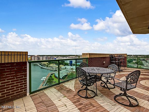 5th image of 1431 Riverplace Blvd APT 910