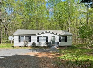 2209 Staleys Farm Rd, Asheboro, NC 27205