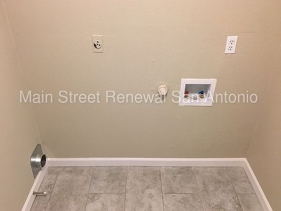 5th image of 3710 Candlebluff Dr