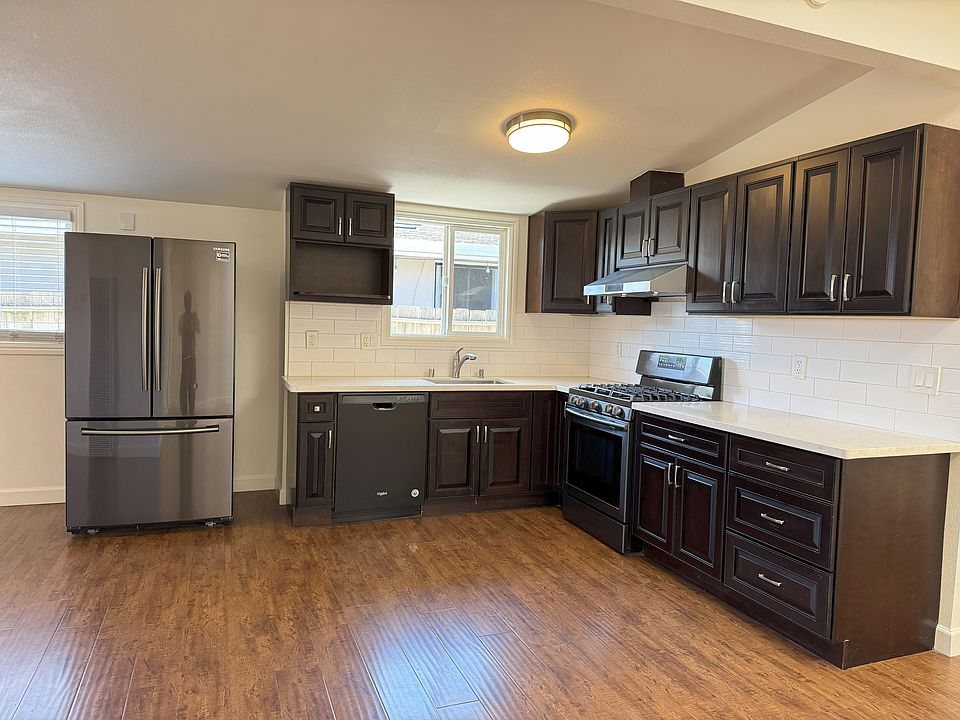 1st image of 3763 Camden Ave
