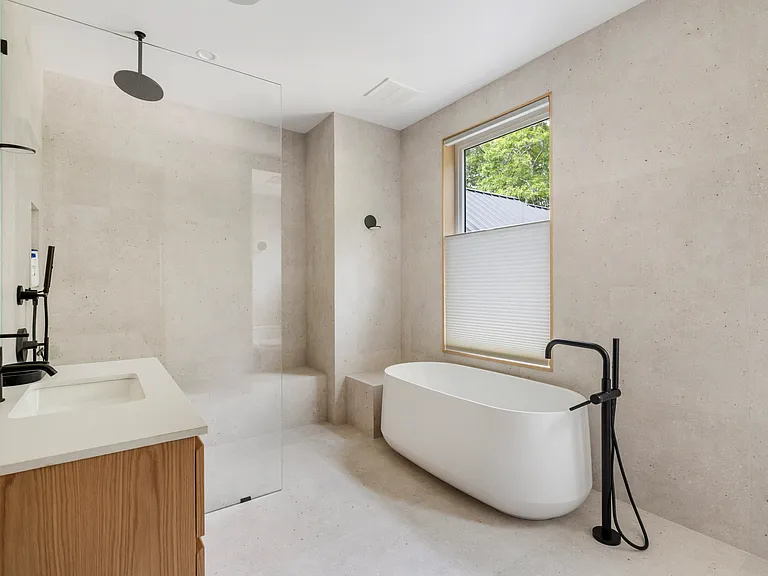 19 Hillside Ave — Photo 14