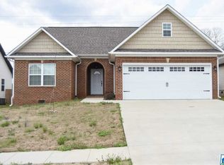 105 Cottage Ln, Lincoln, AL 35096