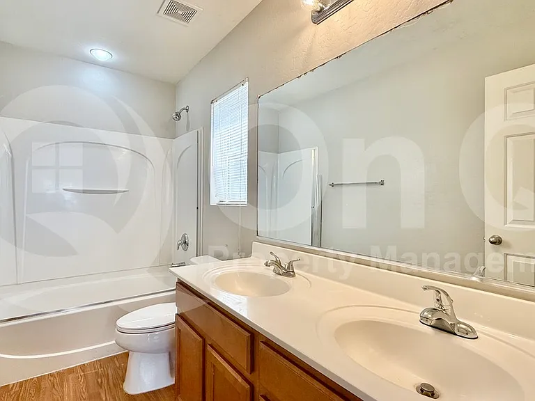 10464 N 116th Ln — Photo 21