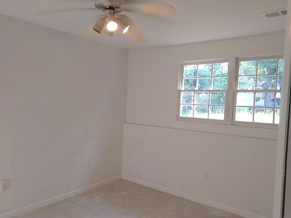 3rd image of 7402 Roanne Dr