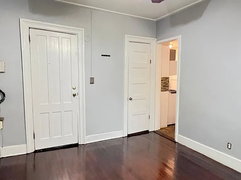 294 Washington Ave #2 — Photo 15