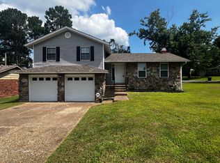 617 Colynwood Dr, Sherwood, AR 72120