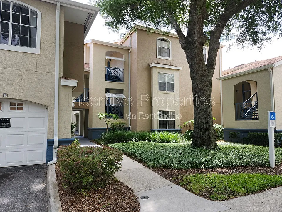 7220 Westpointe Blvd #1416