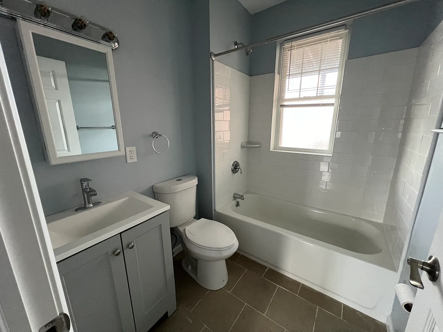 2 bed, 800 sqft, $1,450 — Photo 4