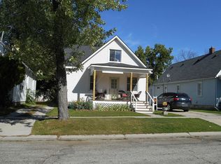 1129 White St, Port Huron, MI