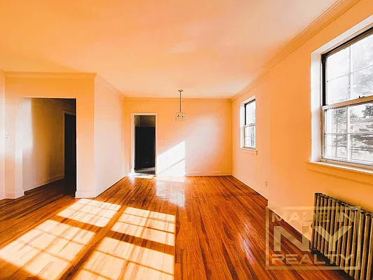 Rented by Made In NY Realty | media 7