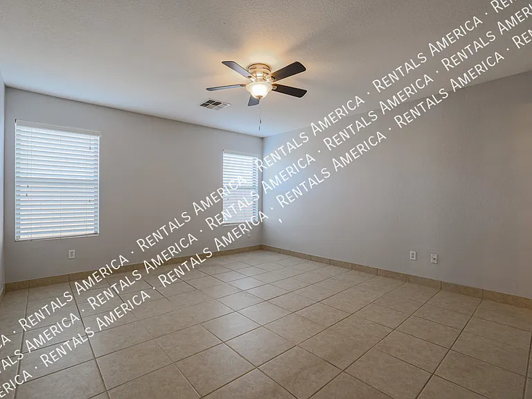 1324 S Mosley Ct — Photo 16