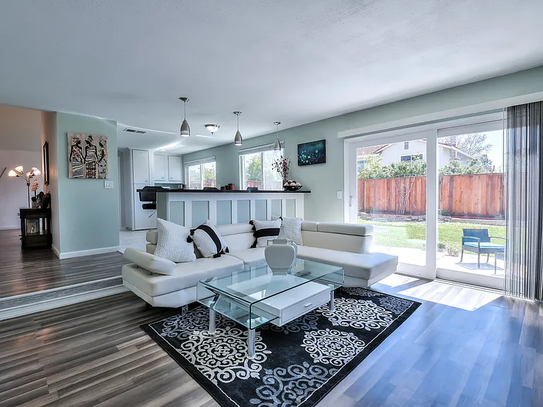 145 Tonopah Dr — Photo 24