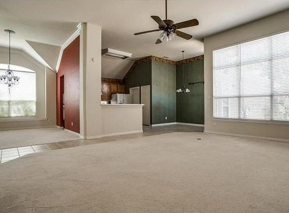 5th image of 2405 Mesa Oak Trl