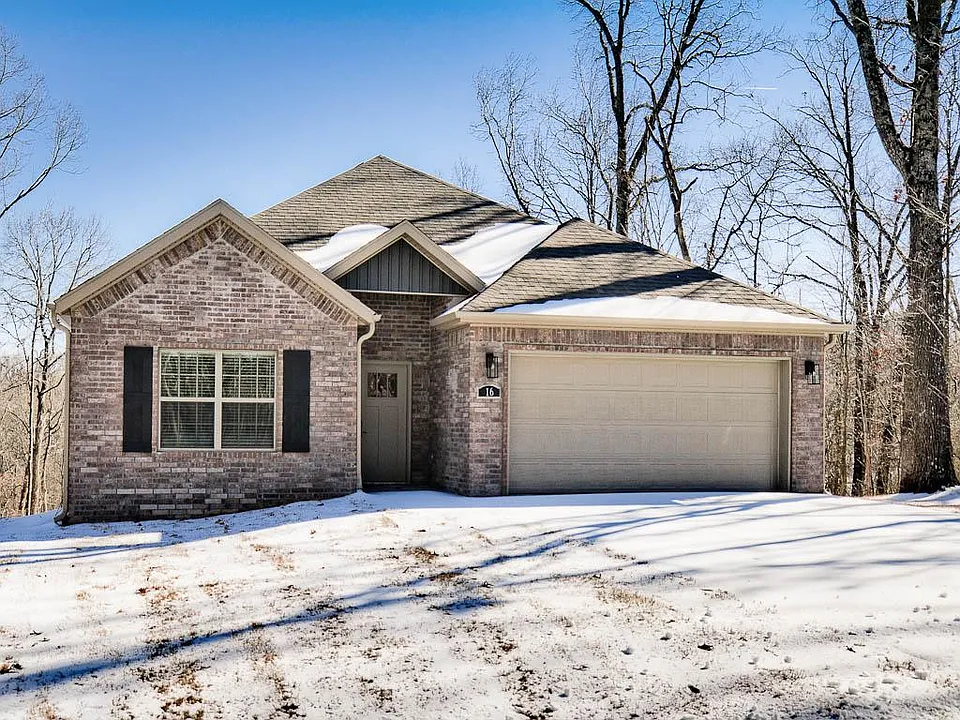 16 Purfleet Dr