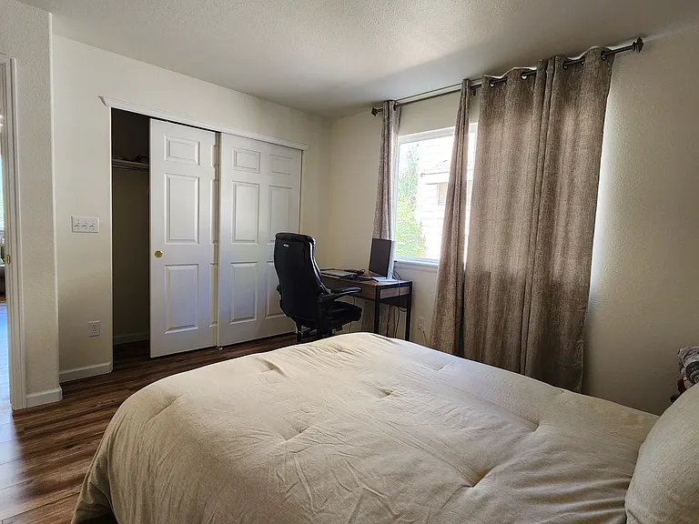 4736 Laurelglen Ln — Photo 12